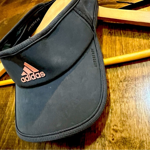 Adidas golf visor with velcro back. Pink lettering and gray visor. ‘ - Picture 2 of 5